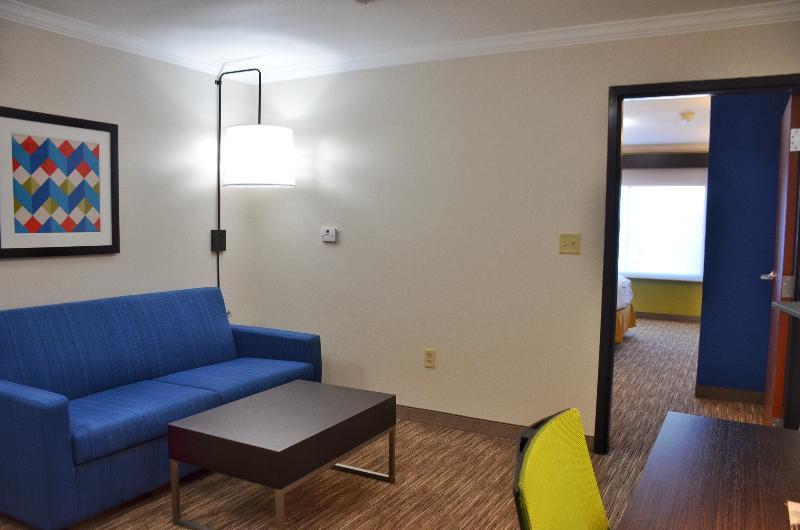 Holiday Inn Express & Suites Austin Nw - Lakeline, An Ihg Hotel Exterior photo
