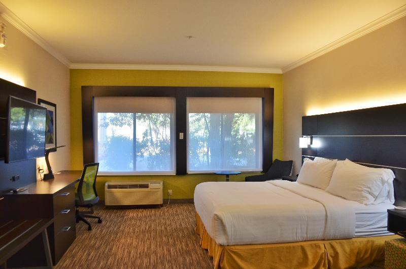 Holiday Inn Express & Suites Austin Nw - Lakeline, An Ihg Hotel Exterior photo